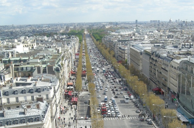 Champs-Elysees.jpg